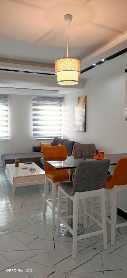 Comfortable Luxury Apartament
